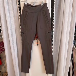 Athleta size 0 headlands hybrid cargo